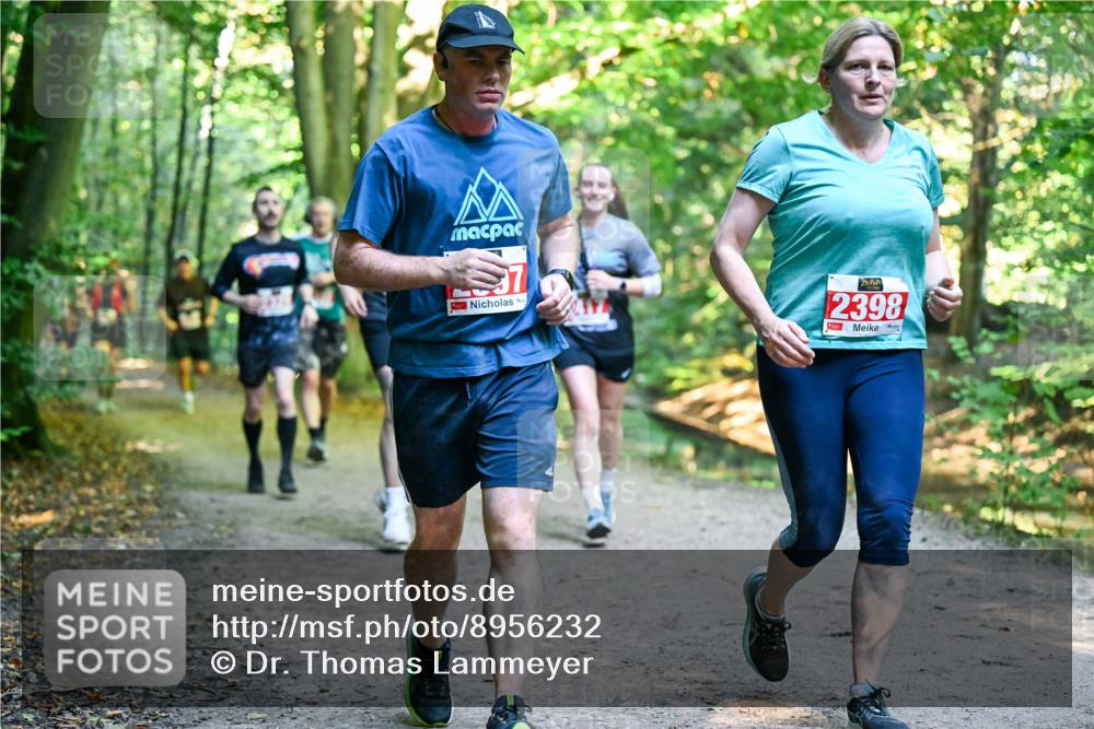 28.09.2025 - 33. Volkslauf durch das schöne Alstertal Dr. Thomas Lammeyer http://msf.ph/oto/8956232 28.09.2025 10:44:10 Laufen 2398 meine-sportfotos.de