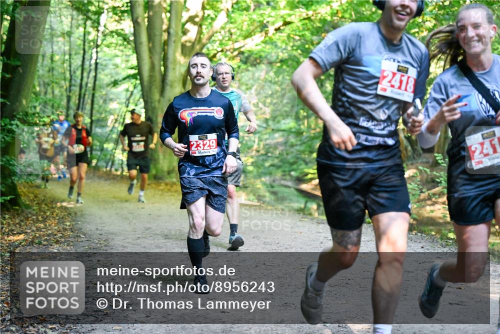 28.09.2025 - 33. Volkslauf durch das schöne Alstertal Dr. Thomas Lammeyer http://msf.ph/oto/8956243 28.09.2025 10:44:12 Laufen 2329, 2418, 241 meine-sportfotos.de