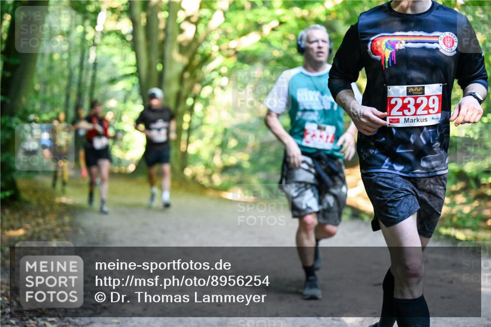28.09.2025 - 33. Volkslauf durch das schöne Alstertal Dr. Thomas Lammeyer http://msf.ph/oto/8956254 28.09.2025 10:44:13 Laufen 1910, 2329 meine-sportfotos.de