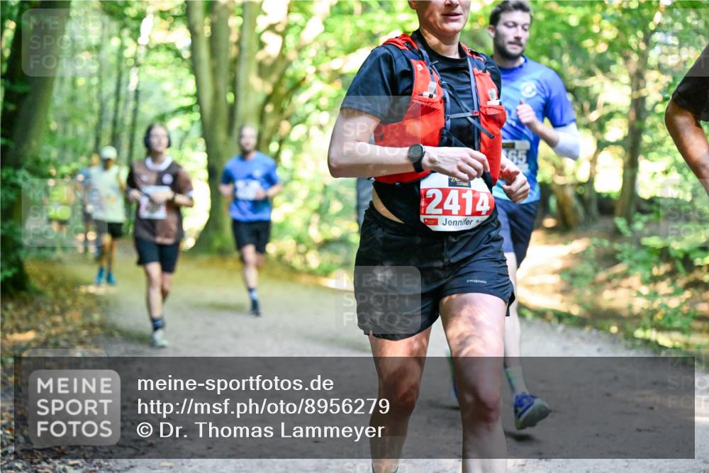 28.09.2025 - 33. Volkslauf durch das schöne Alstertal Dr. Thomas Lammeyer http://msf.ph/oto/8956279 28.09.2025 10:44:17 Laufen 2414 meine-sportfotos.de
