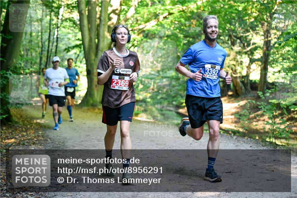 28.09.2025 - 33. Volkslauf durch das schöne Alstertal Dr. Thomas Lammeyer http://msf.ph/oto/8956291 28.09.2025 10:44:19 Laufen 3392, 2369 meine-sportfotos.de