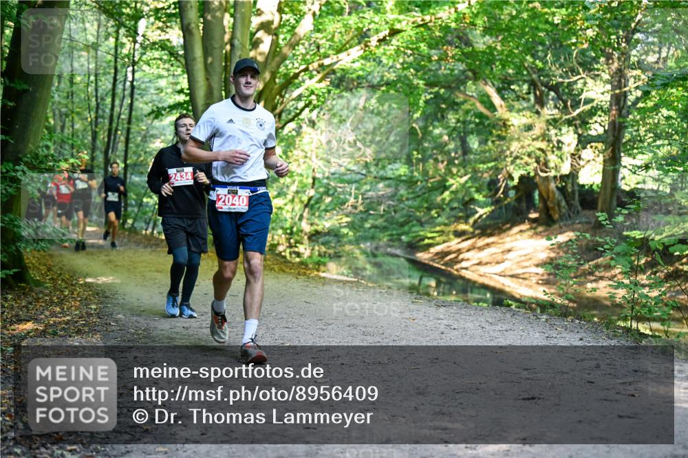 28.09.2025 - 33. Volkslauf durch das schöne Alstertal Dr. Thomas Lammeyer http://msf.ph/oto/8956409 28.09.2025 10:44:52 Laufen 2434, 2040 meine-sportfotos.de