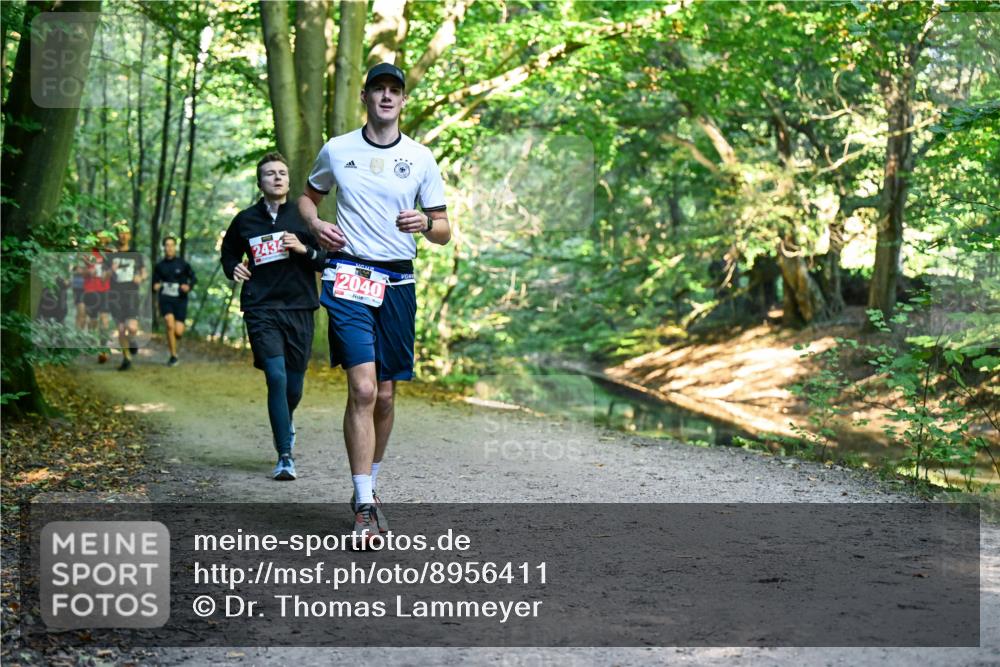28.09.2025 - 33. Volkslauf durch das schöne Alstertal Dr. Thomas Lammeyer http://msf.ph/oto/8956411 28.09.2025 10:44:53 Laufen 2434, 2040 meine-sportfotos.de