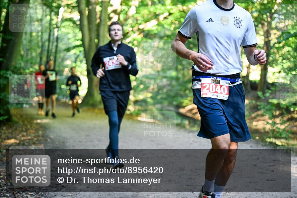 28.09.2025 - 33. Volkslauf durch das schöne Alstertal Dr. Thomas Lammeyer http://msf.ph/oto/8956420 28.09.2025 10:44:54 Laufen 2040 meine-sportfotos.de