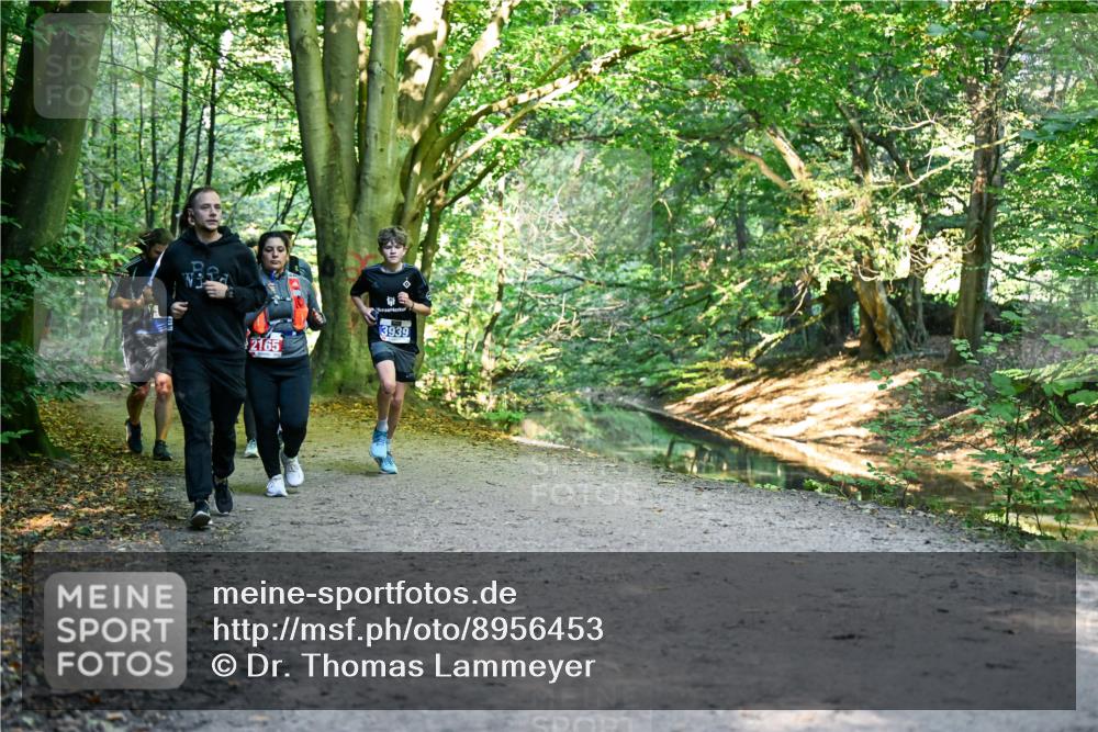28.09.2025 - 33. Volkslauf durch das schöne Alstertal Dr. Thomas Lammeyer http://msf.ph/oto/8956453 28.09.2025 10:45:01 Laufen 2165, 3939 meine-sportfotos.de