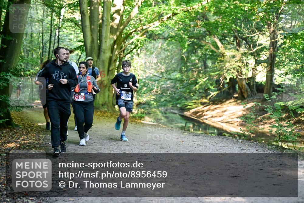28.09.2025 - 33. Volkslauf durch das schöne Alstertal Dr. Thomas Lammeyer http://msf.ph/oto/8956459 28.09.2025 10:45:01 Laufen 2165, 3939 meine-sportfotos.de