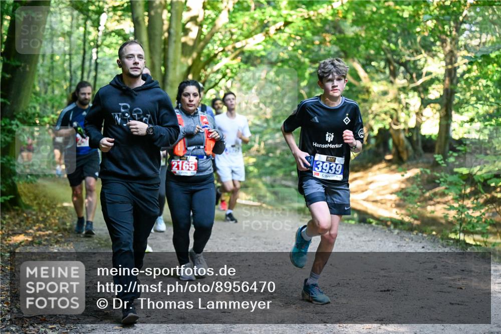 28.09.2025 - 33. Volkslauf durch das schöne Alstertal Dr. Thomas Lammeyer http://msf.ph/oto/8956470 28.09.2025 10:45:03 Laufen 2165, 3939 meine-sportfotos.de
