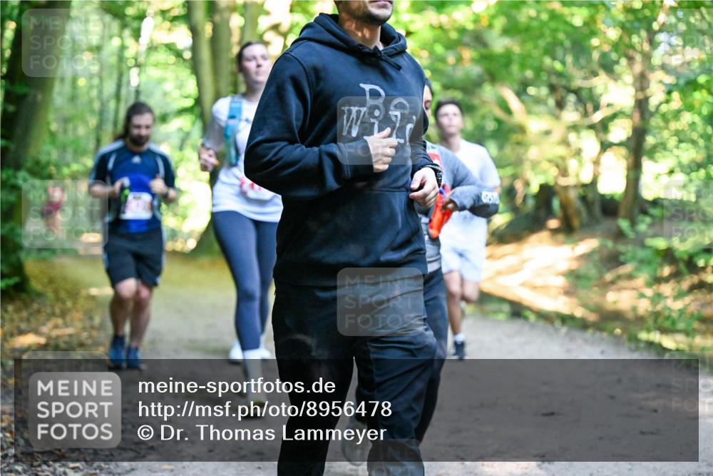 28.09.2025 - 33. Volkslauf durch das schöne Alstertal Dr. Thomas Lammeyer http://msf.ph/oto/8956478 28.09.2025 10:45:04 Laufen  meine-sportfotos.de