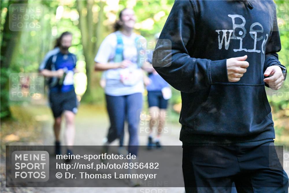 28.09.2025 - 33. Volkslauf durch das schöne Alstertal Dr. Thomas Lammeyer http://msf.ph/oto/8956482 28.09.2025 10:45:04 Laufen  meine-sportfotos.de