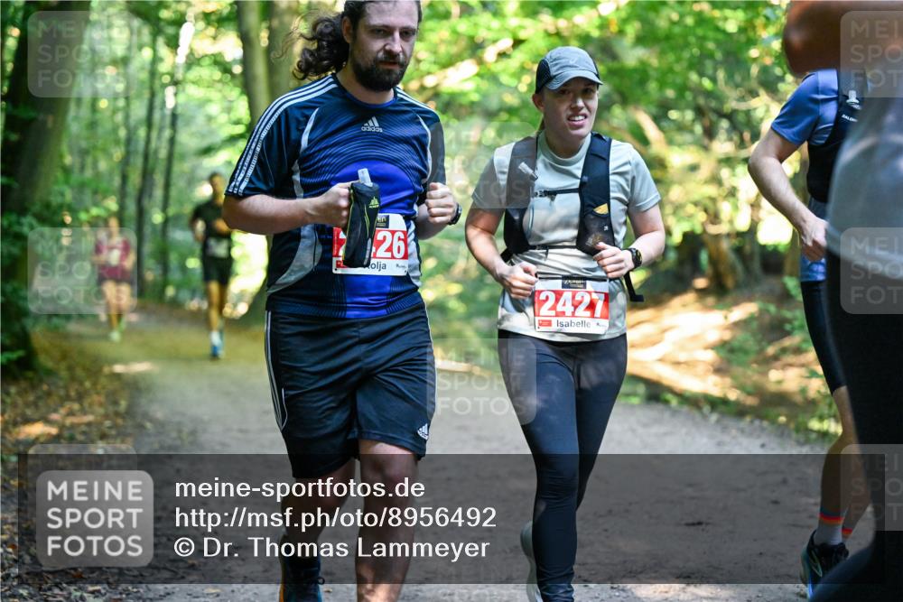 28.09.2025 - 33. Volkslauf durch das schöne Alstertal Dr. Thomas Lammeyer http://msf.ph/oto/8956492 28.09.2025 10:45:06 Laufen 26, 2427 meine-sportfotos.de