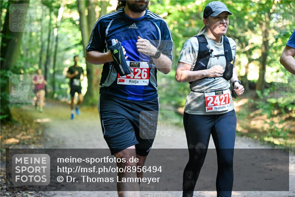 28.09.2025 - 33. Volkslauf durch das schöne Alstertal Dr. Thomas Lammeyer http://msf.ph/oto/8956494 28.09.2025 10:45:06 Laufen 26, 2427 meine-sportfotos.de