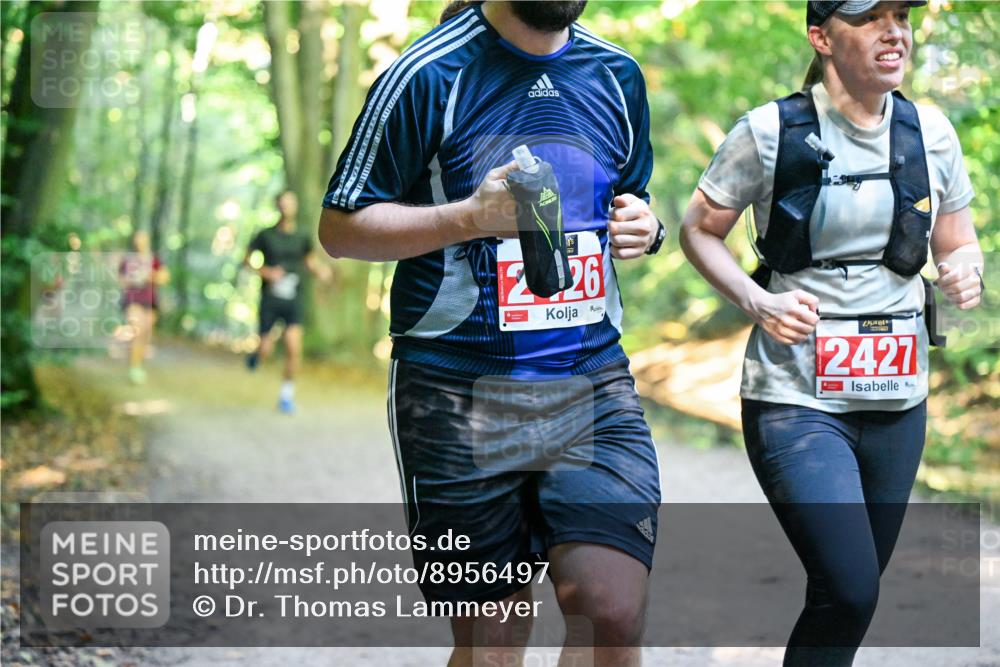 28.09.2025 - 33. Volkslauf durch das schöne Alstertal Dr. Thomas Lammeyer http://msf.ph/oto/8956497 28.09.2025 10:45:06 Laufen 26, 2427 meine-sportfotos.de