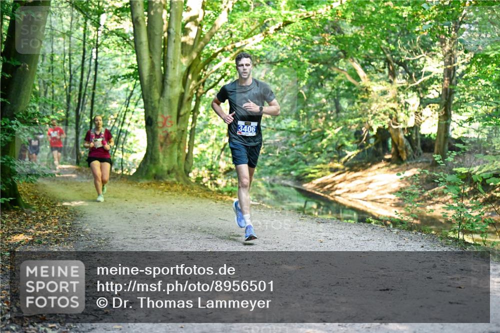 28.09.2025 - 33. Volkslauf durch das schöne Alstertal Dr. Thomas Lammeyer http://msf.ph/oto/8956501 28.09.2025 10:45:08 Laufen 3406 meine-sportfotos.de