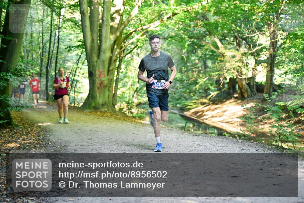 28.09.2025 - 33. Volkslauf durch das schöne Alstertal Dr. Thomas Lammeyer http://msf.ph/oto/8956502 28.09.2025 10:45:08 Laufen 3406 meine-sportfotos.de