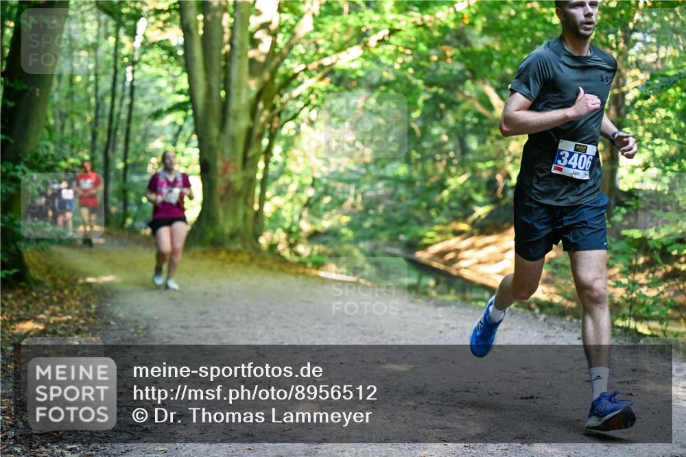 28.09.2025 - 33. Volkslauf durch das schöne Alstertal Dr. Thomas Lammeyer http://msf.ph/oto/8956512 28.09.2025 10:45:09 Laufen 3406 meine-sportfotos.de