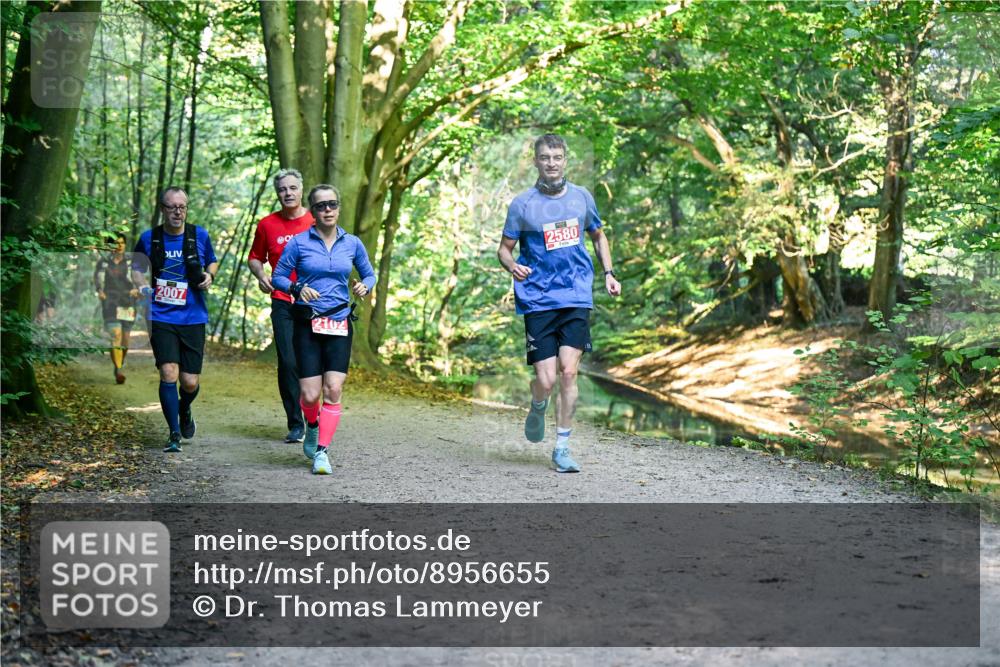 28.09.2025 - 33. Volkslauf durch das schöne Alstertal Dr. Thomas Lammeyer http://msf.ph/oto/8956655 28.09.2025 10:45:32 Laufen 2007, 2102, 2580 meine-sportfotos.de