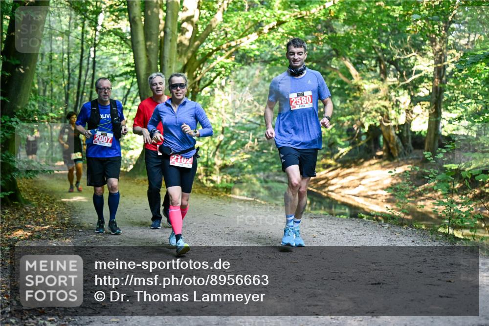 28.09.2025 - 33. Volkslauf durch das schöne Alstertal Dr. Thomas Lammeyer http://msf.ph/oto/8956663 28.09.2025 10:45:33 Laufen 2007, 2102, 2580 meine-sportfotos.de