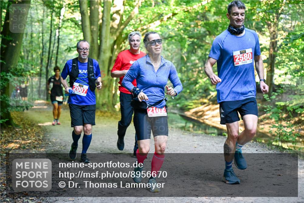 28.09.2025 - 33. Volkslauf durch das schöne Alstertal Dr. Thomas Lammeyer http://msf.ph/oto/8956670 28.09.2025 10:45:34 Laufen 2007, 2102, 2580 meine-sportfotos.de