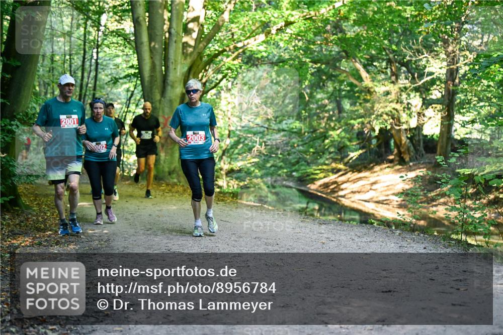 28.09.2025 - 33. Volkslauf durch das schöne Alstertal Dr. Thomas Lammeyer http://msf.ph/oto/8956784 28.09.2025 10:46:05 Laufen 2001, 2003 meine-sportfotos.de