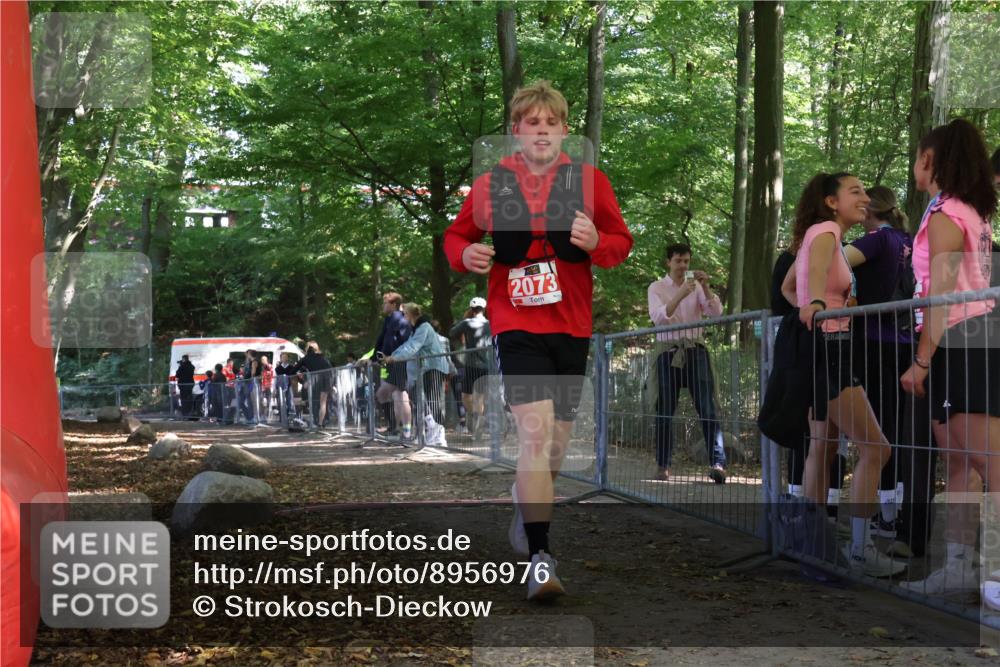 28.09.2025 - 33. Volkslauf durch das schöne Alstertal Strokosch-Dieckow http://msf.ph/oto/8956976 28.09.2025 12:59:15 Ziel  meine-sportfotos.de