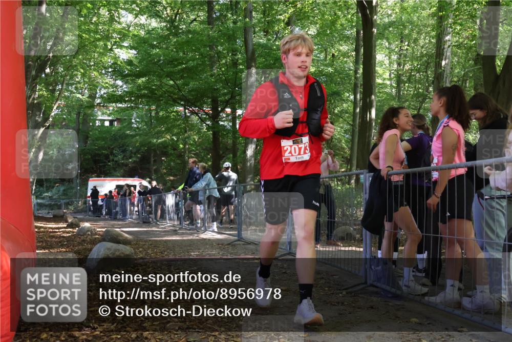 28.09.2025 - 33. Volkslauf durch das schöne Alstertal Strokosch-Dieckow http://msf.ph/oto/8956978 28.09.2025 12:59:15 Ziel  meine-sportfotos.de