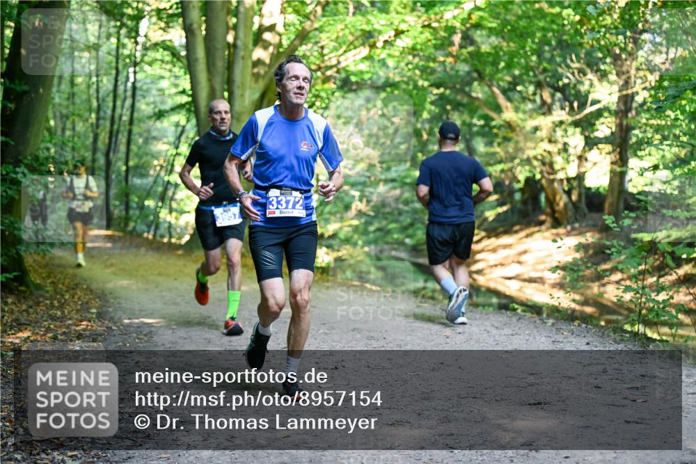 28.09.2025 - 33. Volkslauf durch das schöne Alstertal Dr. Thomas Lammeyer http://msf.ph/oto/8957154 28.09.2025 10:47:21 Laufen 3372 meine-sportfotos.de