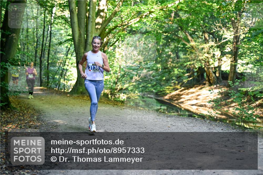 28.09.2025 - 33. Volkslauf durch das schöne Alstertal Dr. Thomas Lammeyer http://msf.ph/oto/8957333 28.09.2025 10:47:58 Laufen 3136 meine-sportfotos.de