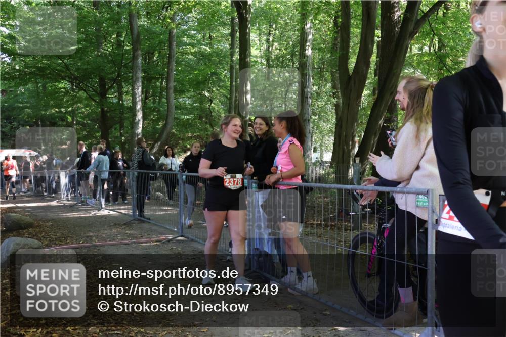 28.09.2025 - 33. Volkslauf durch das schöne Alstertal Strokosch-Dieckow http://msf.ph/oto/8957349 28.09.2025 13:02:24 Ziel 2278 meine-sportfotos.de
