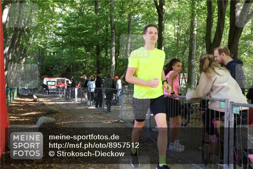 28.09.2025 - 33. Volkslauf durch das schöne Alstertal Strokosch-Dieckow http://msf.ph/oto/8957512 28.09.2025 13:03:20 Ziel  meine-sportfotos.de