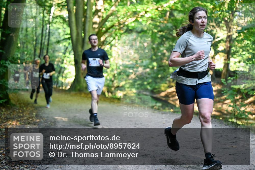 28.09.2025 - 33. Volkslauf durch das schöne Alstertal Dr. Thomas Lammeyer http://msf.ph/oto/8957624 28.09.2025 10:48:52 Laufen  meine-sportfotos.de
