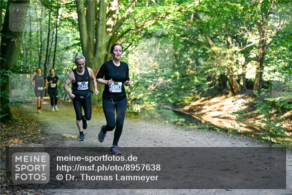 28.09.2025 - 33. Volkslauf durch das schöne Alstertal Dr. Thomas Lammeyer http://msf.ph/oto/8957638 28.09.2025 10:48:55 Laufen 3344, 13093 meine-sportfotos.de