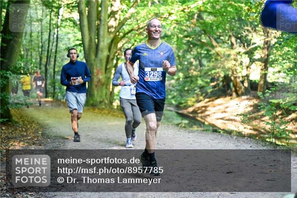 28.09.2025 - 33. Volkslauf durch das schöne Alstertal Dr. Thomas Lammeyer http://msf.ph/oto/8957785 28.09.2025 10:49:26 Laufen 3298 meine-sportfotos.de