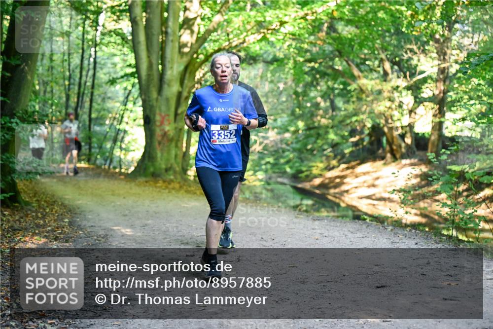 28.09.2025 - 33. Volkslauf durch das schöne Alstertal Dr. Thomas Lammeyer http://msf.ph/oto/8957885 28.09.2025 10:49:42 Laufen 3352 meine-sportfotos.de