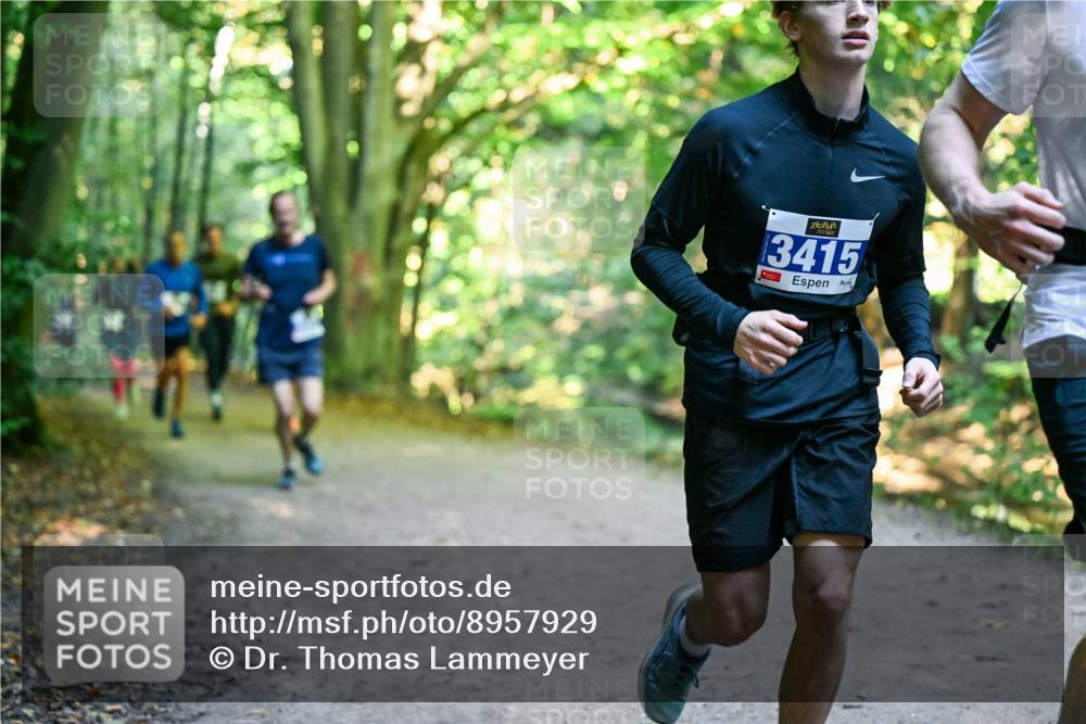 28.09.2025 - 33. Volkslauf durch das schöne Alstertal Dr. Thomas Lammeyer http://msf.ph/oto/8957929 28.09.2025 10:49:51 Laufen 3415 meine-sportfotos.de