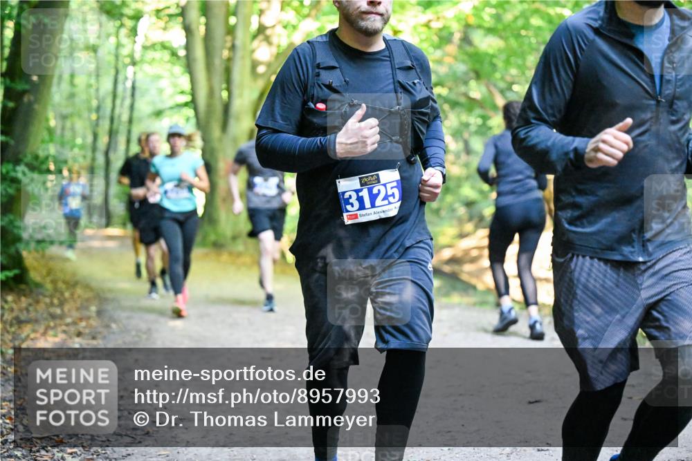 28.09.2025 - 33. Volkslauf durch das schöne Alstertal Dr. Thomas Lammeyer http://msf.ph/oto/8957993 28.09.2025 10:50:04 Laufen 3125 meine-sportfotos.de