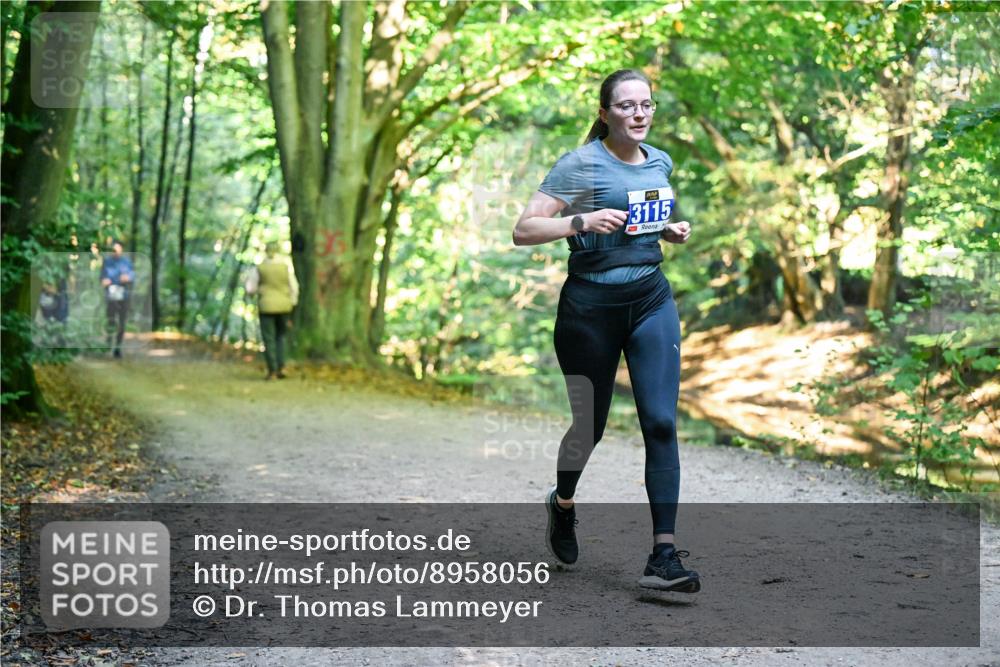 28.09.2025 - 33. Volkslauf durch das schöne Alstertal Dr. Thomas Lammeyer http://msf.ph/oto/8958056 28.09.2025 10:50:17 Laufen 3115 meine-sportfotos.de