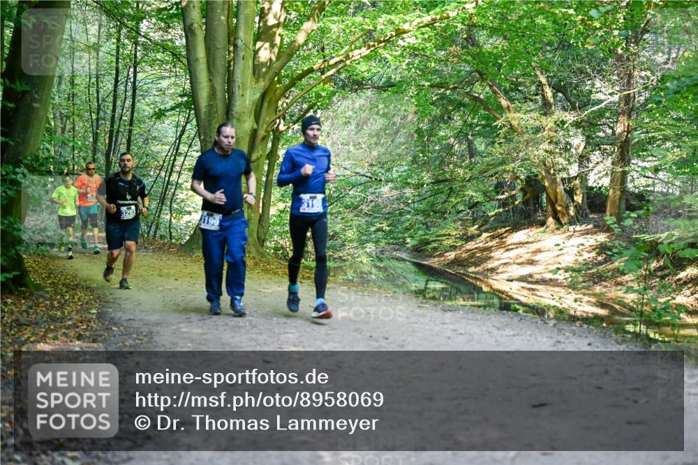28.09.2025 - 33. Volkslauf durch das schöne Alstertal Dr. Thomas Lammeyer http://msf.ph/oto/8958069 28.09.2025 10:50:23 Laufen 3293 meine-sportfotos.de