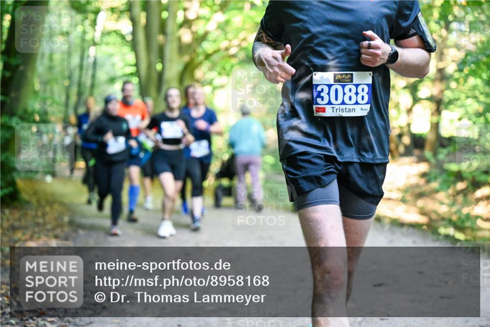 28.09.2025 - 33. Volkslauf durch das schöne Alstertal Dr. Thomas Lammeyer http://msf.ph/oto/8958168 28.09.2025 10:50:43 Laufen 3088 meine-sportfotos.de