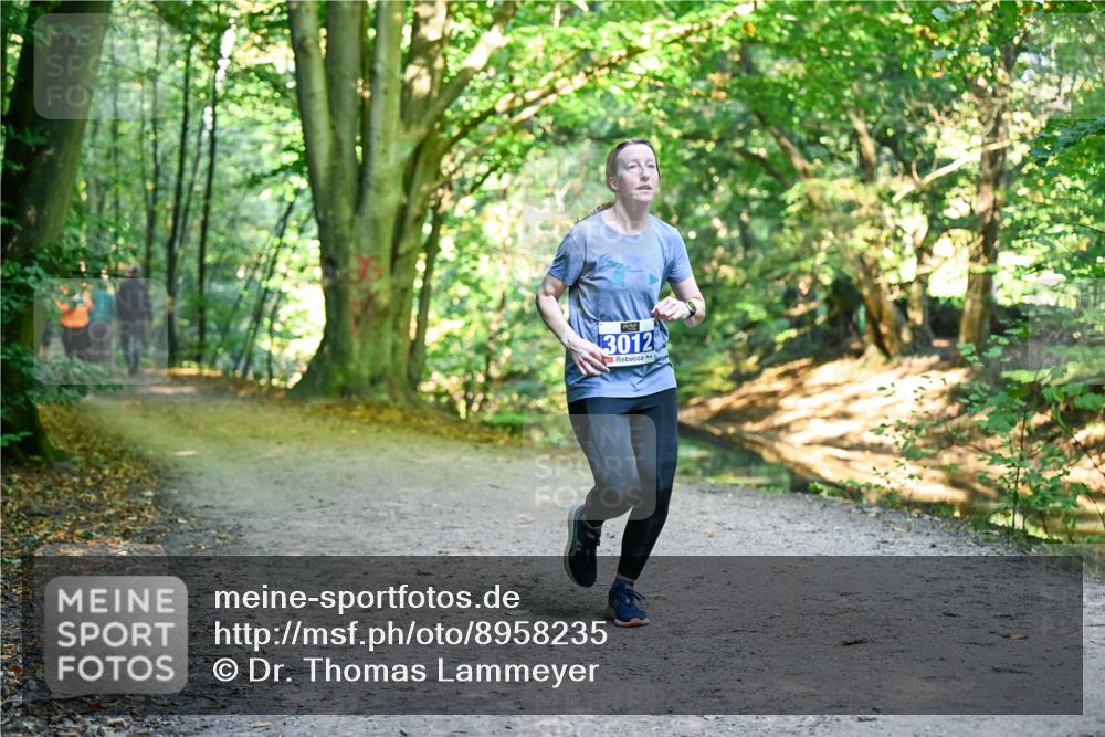 28.09.2025 - 33. Volkslauf durch das schöne Alstertal Dr. Thomas Lammeyer http://msf.ph/oto/8958235 28.09.2025 10:50:59 Laufen 3012 meine-sportfotos.de