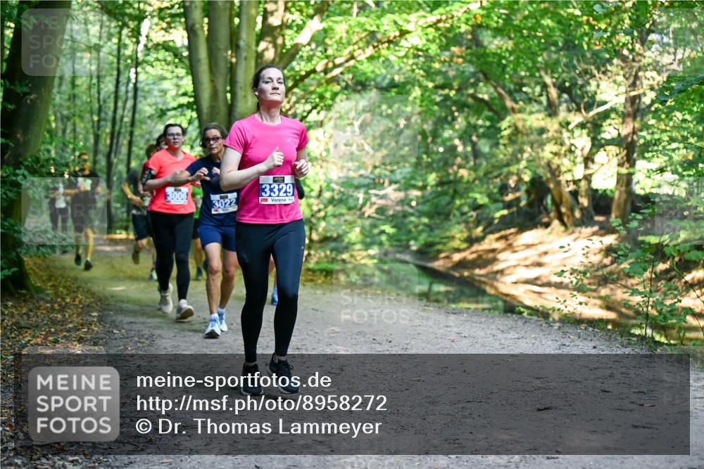 28.09.2025 - 33. Volkslauf durch das schöne Alstertal Dr. Thomas Lammeyer http://msf.ph/oto/8958272 28.09.2025 10:51:11 Laufen 3006, 3022, 13329 meine-sportfotos.de