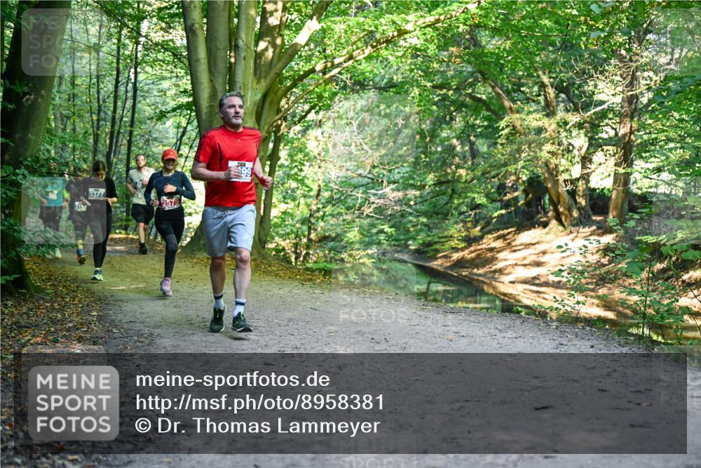 28.09.2025 - 33. Volkslauf durch das schöne Alstertal Dr. Thomas Lammeyer http://msf.ph/oto/8958381 28.09.2025 10:51:27 Laufen 3377, 257, 99 meine-sportfotos.de
