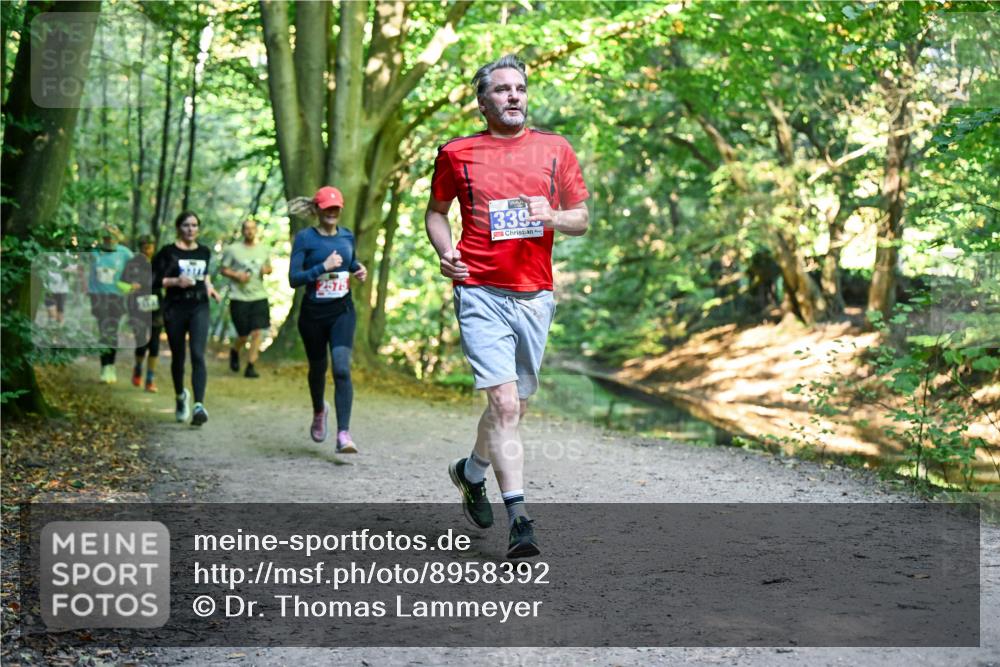 28.09.2025 - 33. Volkslauf durch das schöne Alstertal Dr. Thomas Lammeyer http://msf.ph/oto/8958392 28.09.2025 10:51:28 Laufen 2575, 3395 meine-sportfotos.de