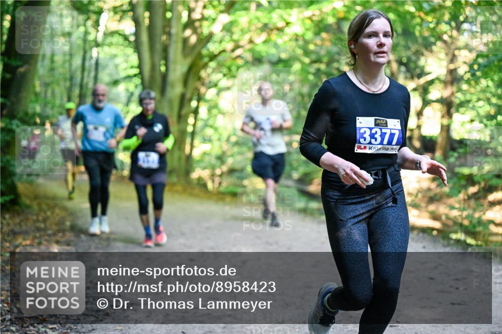 28.09.2025 - 33. Volkslauf durch das schöne Alstertal Dr. Thomas Lammeyer http://msf.ph/oto/8958423 28.09.2025 10:51:32 Laufen 3377 meine-sportfotos.de