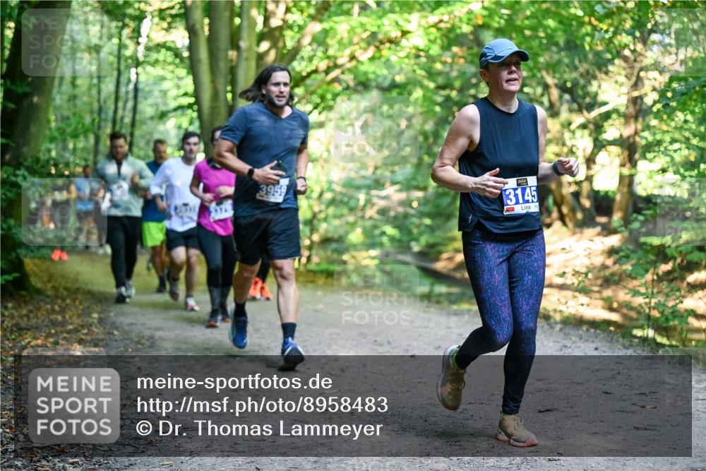 28.09.2025 - 33. Volkslauf durch das schöne Alstertal Dr. Thomas Lammeyer http://msf.ph/oto/8958483 28.09.2025 10:51:42 Laufen 3959, 3145, 1, 2 meine-sportfotos.de
