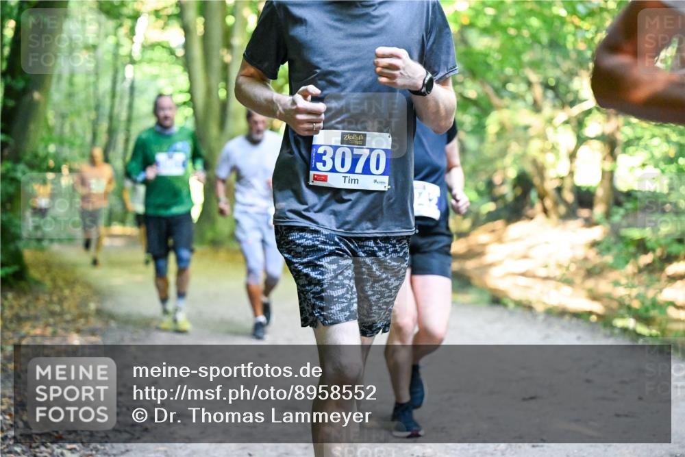 28.09.2025 - 33. Volkslauf durch das schöne Alstertal Dr. Thomas Lammeyer http://msf.ph/oto/8958552 28.09.2025 10:51:52 Laufen 3070 meine-sportfotos.de