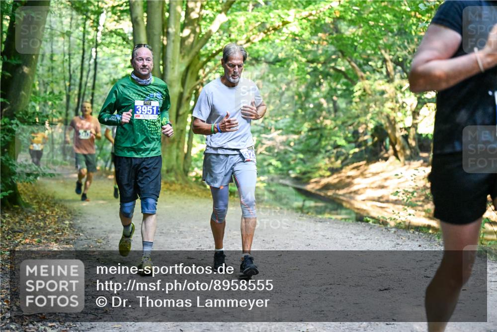 28.09.2025 - 33. Volkslauf durch das schöne Alstertal Dr. Thomas Lammeyer http://msf.ph/oto/8958555 28.09.2025 10:51:53 Laufen 3951 meine-sportfotos.de