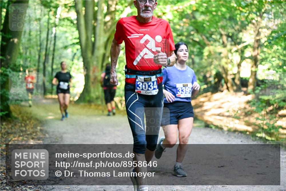 28.09.2025 - 33. Volkslauf durch das schöne Alstertal Dr. Thomas Lammeyer http://msf.ph/oto/8958646 28.09.2025 10:52:14 Laufen 3034, 3395 meine-sportfotos.de