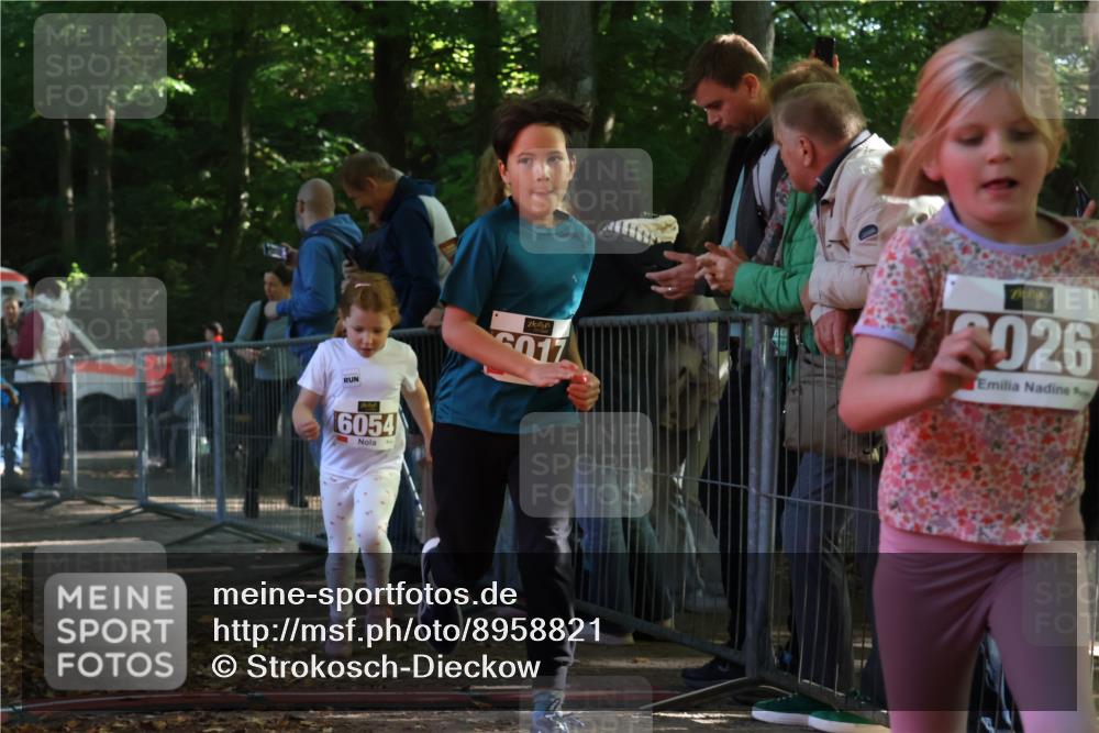 28.09.2025 - 33. Volkslauf durch das schöne Alstertal Strokosch-Dieckow http://msf.ph/oto/8958821 28.09.2025 10:42:15 Ziel  meine-sportfotos.de