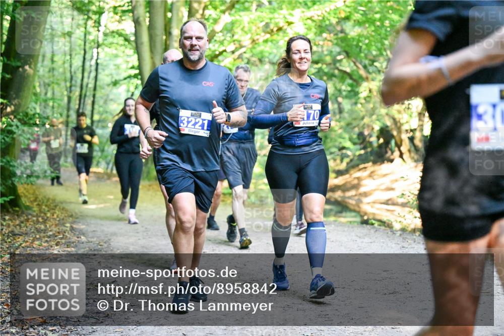 28.09.2025 - 33. Volkslauf durch das schöne Alstertal Dr. Thomas Lammeyer http://msf.ph/oto/8958842 28.09.2025 10:52:56 Laufen 3221, 170, 30 meine-sportfotos.de