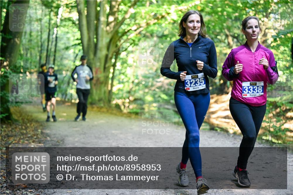 28.09.2025 - 33. Volkslauf durch das schöne Alstertal Dr. Thomas Lammeyer http://msf.ph/oto/8958953 28.09.2025 10:53:07 Laufen 3235, 3338 meine-sportfotos.de